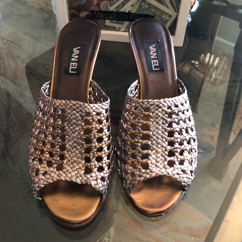 Heeled sandals